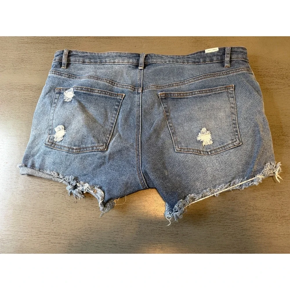 distressed blue ALMOST FAMOUS denim shorts size 13 - Picture 2 of 2